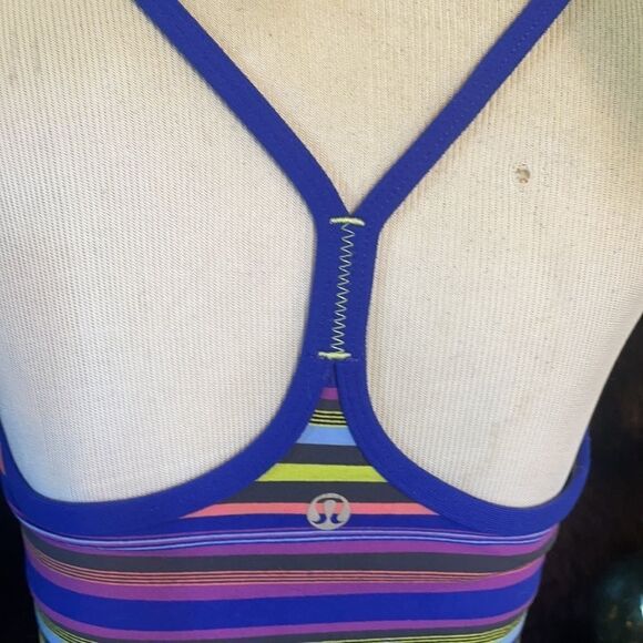 Lululemon tank top 6 (4614R) - Picture 5 of 5